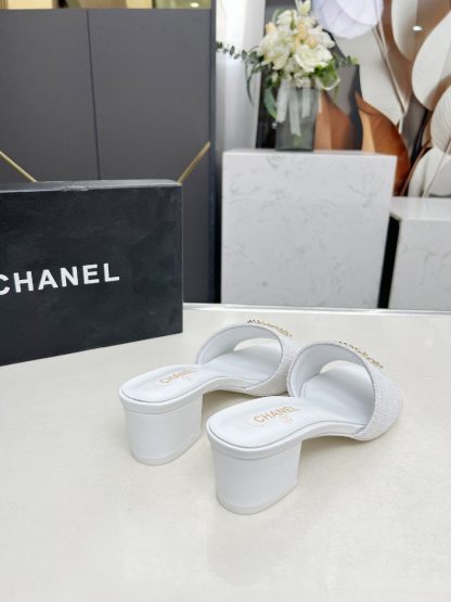 Chanel 2025 new white fabric sheepskin thick heel sandals - Image 5