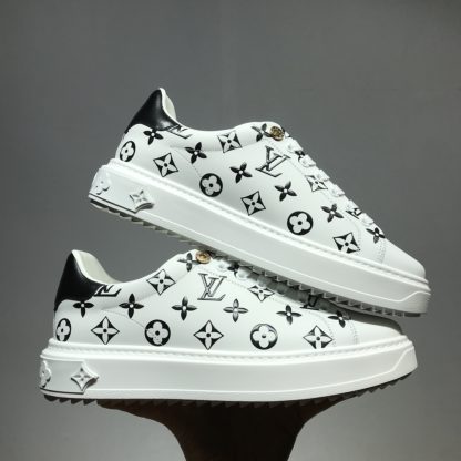 Louis Vuitton low-top new casual couple shoes