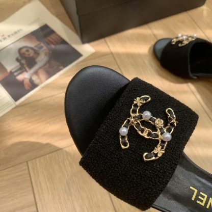 Chanel spring and summer new pure black goddess elegant and durable thick heel sandals - Image 5