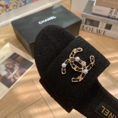 Chanel Spring and Summer New Black Goddess Elegant Flat Sandals - Image 5