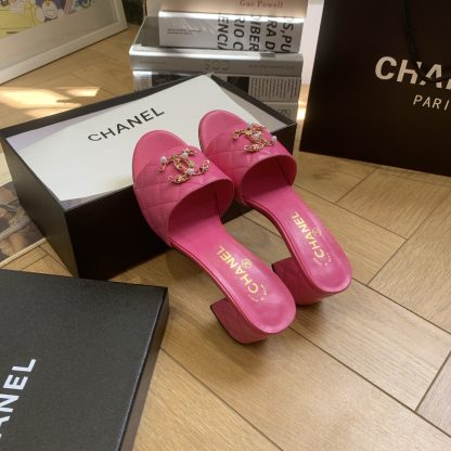 Chanel's new spring and summer deep pink characteristic ladylike temperament durable thick heel sandals heel height 4.5cm - Image 5