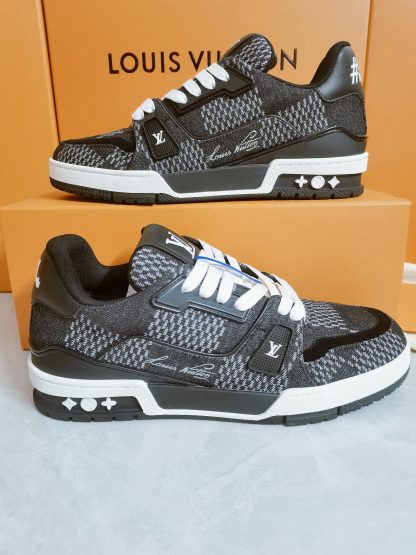 Louis Vuitton Couple's Trainer Sneakers - Image 5