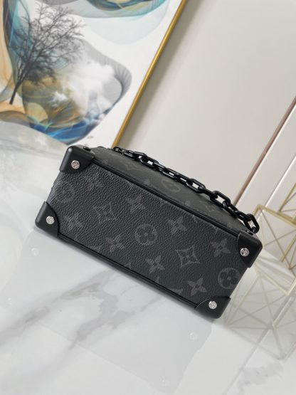Louis Vuitton SOFT TRUNK Soft Box Chain Men's Bag - Image 5