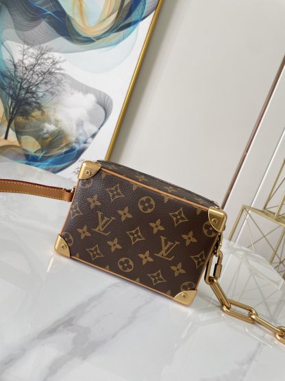 Louis Vuitton SOFT TRUNK Vintage Soft Box Chain Men's Bag - Image 5