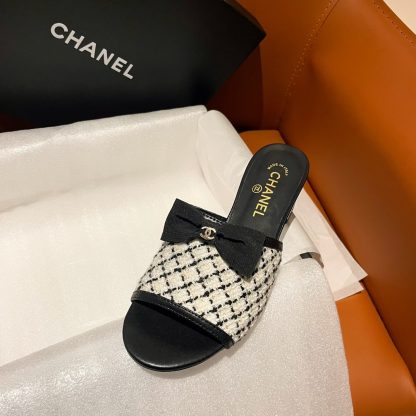 Chanel black and white new bow thick heel sandals heel height 4.5cm - Image 5