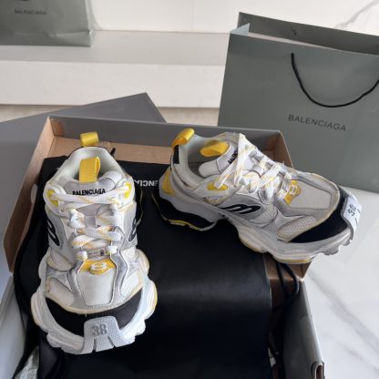 Balenciaga CARGO 23ss runway sneakers - Image 5