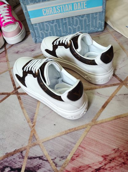 Louis Vuitton's new white thick-soled shoes for early spring - Image 5