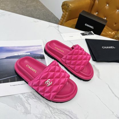 Chanel Couple's High-end Fashionable Dark Pink Sandals - Image 5
