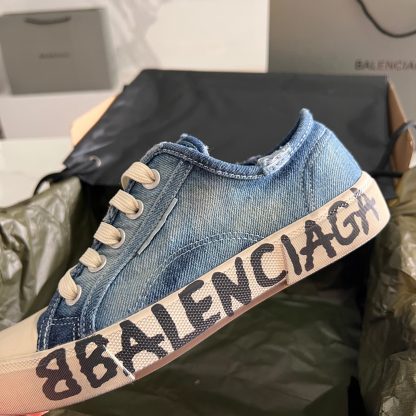 Balenciaga canvas fashion low-top casual shoes - Image 5