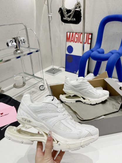 Balenciaga Vintage Spring Shoes - Image 5