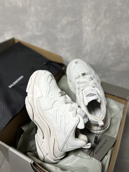 Balenciaga classic couple sports shoes - Image 5
