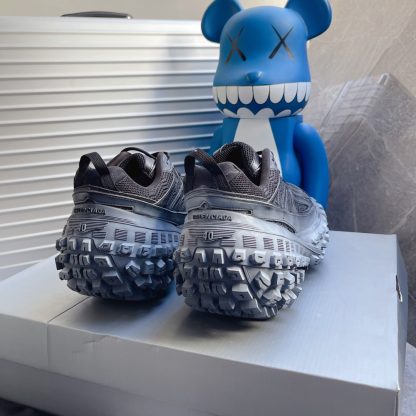 Balenciaga tire-soled retro casual sneakers - Image 5
