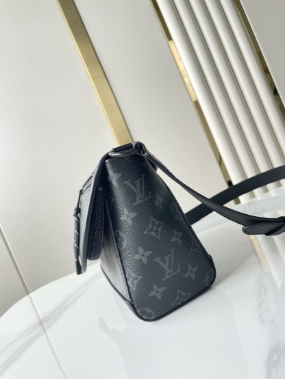 Louis Vuitton PULSE colorblock messenger bag - Image 5