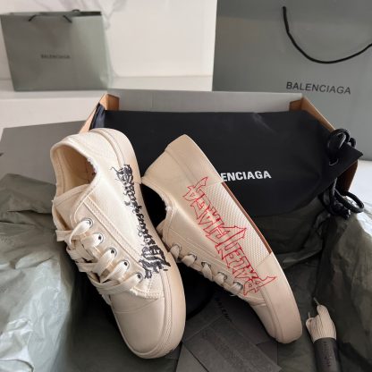 Balenciaga stylish and versatile casual shoes - Image 5