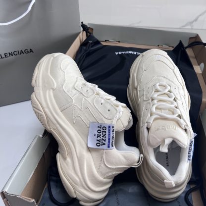 Balenciaga fashionable and versatile trendy sneakers - Image 5