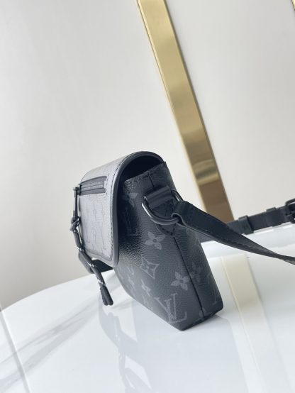 Louis Vuitton PULSE colorblock messenger bag - Image 5