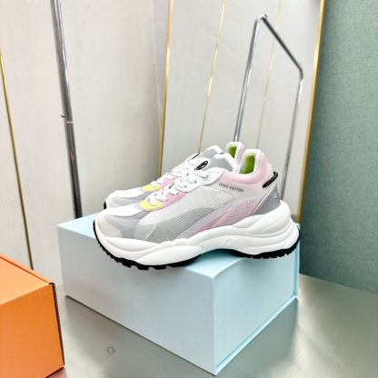 Louis Vuitton Run 55 sneakers - Image 4