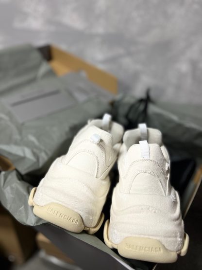 Balenciaga Fashion Canvas Dad Shoes - Image 5