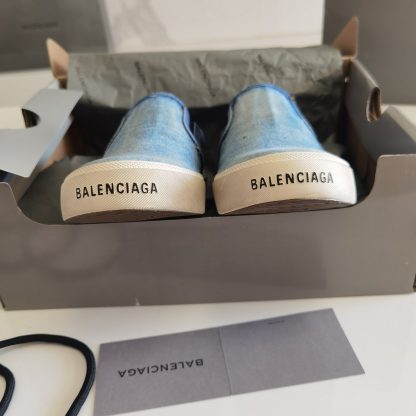 Balenciaga distressed graffiti casual shoes - Image 5