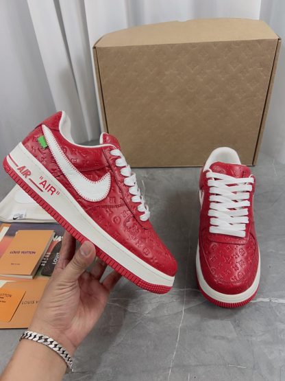 Louis Vuitton couple's co-branded sports shoes - Image 5