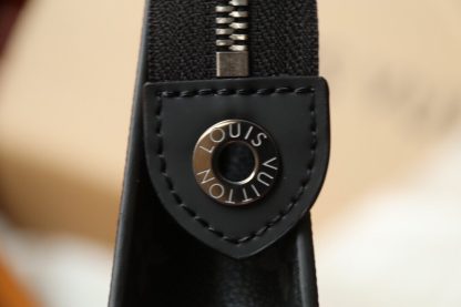Louis Vuitton POCHETTE VOYAGE Handbag - Image 5