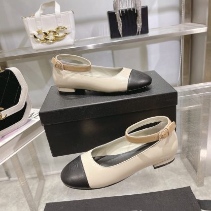 Chanel Comfortable Classic Black and White Mary Jane Shoes - Image 5
