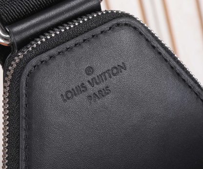 Louis Vuitton Avenue Shoulder Bag - Image 5