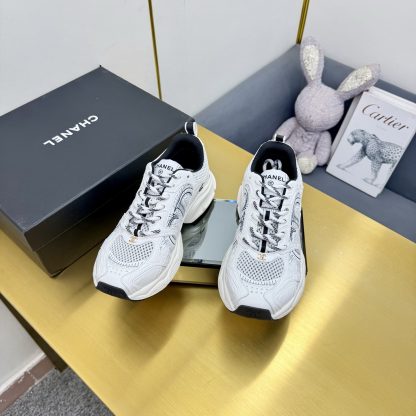 Chanel men's and women's couple's white and black classic breathable versatile casual dad shoes - Image 5
