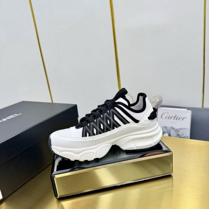 Chanel men's and women's couple's white and black classic sports fashion casual dad shoes - Image 5
