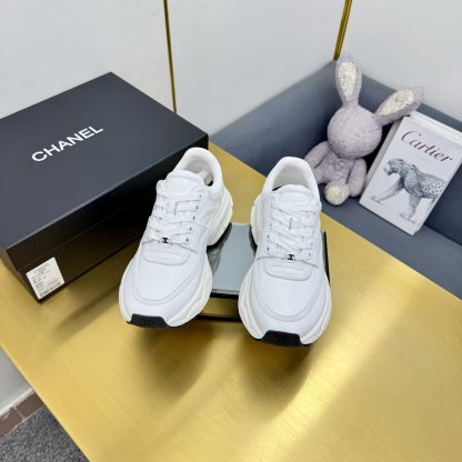 Chanel men's and women's couple's pure white classic sports fashion casual dad shoes - Image 5