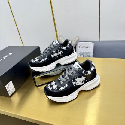 Chanel unisex couple's black and white casual dad shoes - Image 5