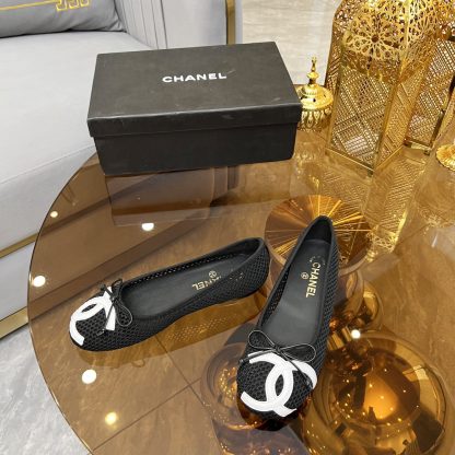 Chanel autumn and winter new black round head with bow retro loafers - Image 5