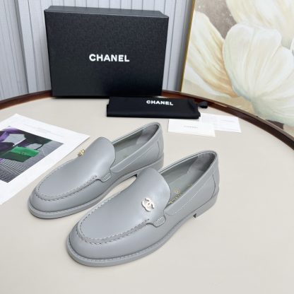 Chanel Spring/Summer Dancing Shoes Collection Blue-Gray Retro Loafers - Image 5