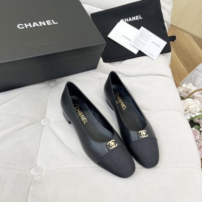 Chanel autumn and winter new small round head black retro loafers - Image 5