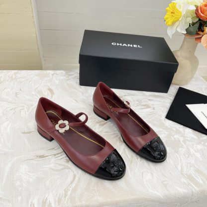 Chanel autumn and winter new red retro style small round head thick heel loafers - Image 5