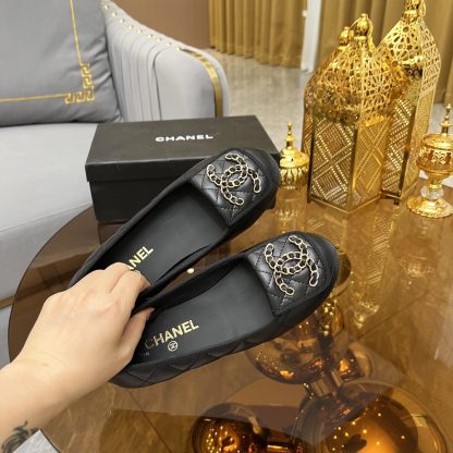 Chanel autumn and winter new black small round head retro loafers - Image 5