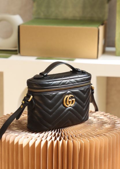 Gucci Marmont Exquisite Cute Shoulder Bag - Image 5