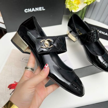Chanel early spring new black round pointed toe small leather shoes heel height 2.5cm - Image 5
