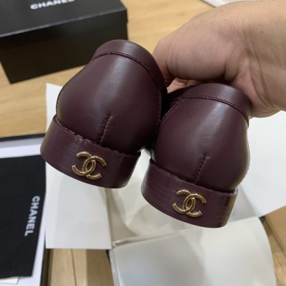 Chanel autumn and winter new red retro style small round head loafers - Image 4