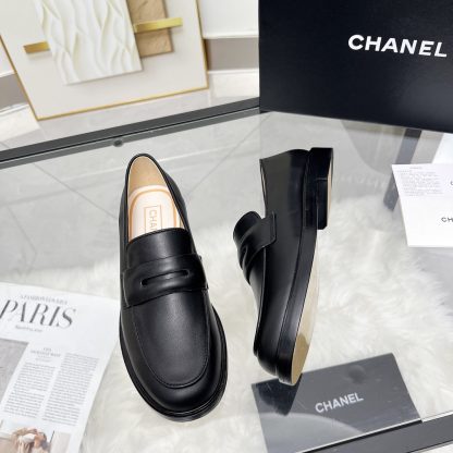 Chanel black early spring new small round head delicate loafers - Image 5