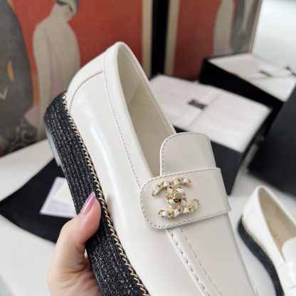 Chanel's new four seasons retro style small round toe white loafers - Image 5