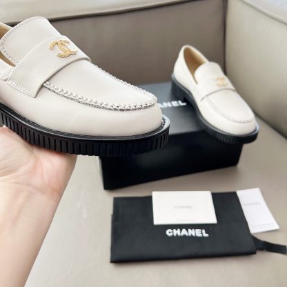 Chanel Early Spring Dance Shoes Series White Small Round Head Retro Loafers - Image 5