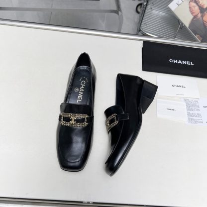 Chanel Early Spring Dance Shoes Series Small Round Toe Black Loafers Heel Height 4cm - Image 5