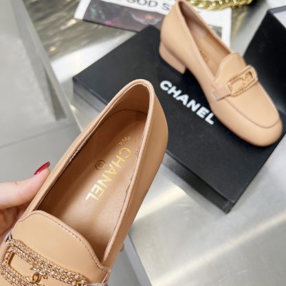 Chanel Early Spring Dance Shoes Series Small Round Head Orange Loafers Heel Height 3cm - Image 5