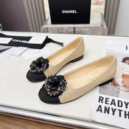 Chanel apricot spring and summer dancing shoes series small round toe with camellia loafers - Image 5
