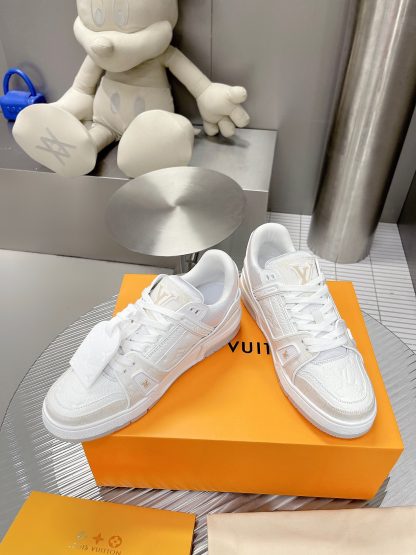 Louis Vuitton Limited Edition Retro Basketball Sneakers - Image 5