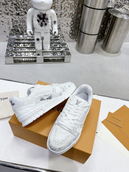 Louis Vuitton Limited Edition Retro Basketball Sneakers - Image 5