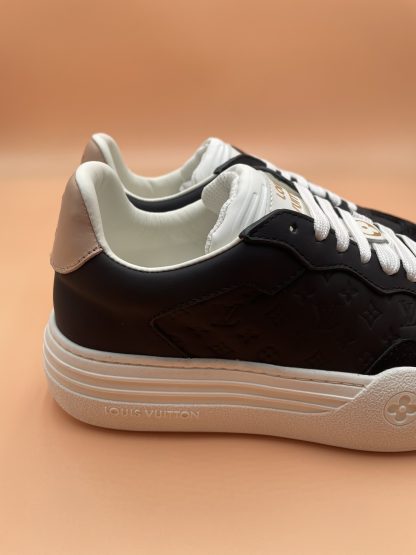 Louis Vuitton casual all-match sneakers - Image 5