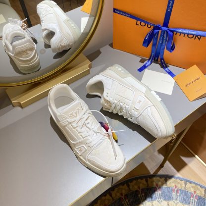 Louis Vuitton's popular skateboard shoes - Image 5
