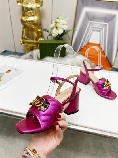 Gucci's new spring and summer rhinestone buckle round-toe thick-heeled sandals - Image 5